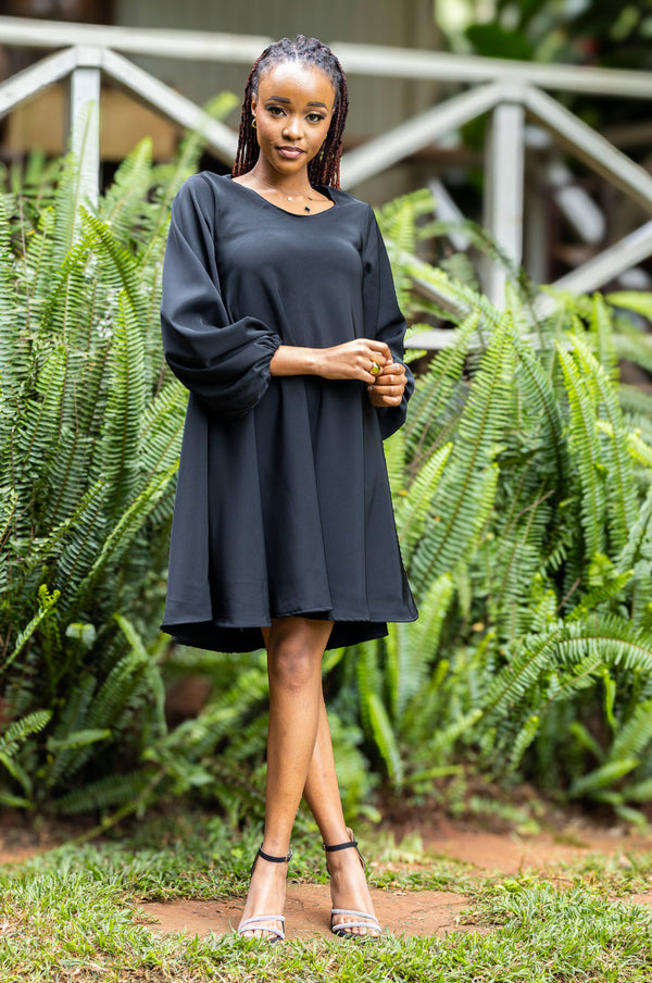Aura Shift Dress- Black